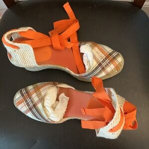 Adorable wedge sandals madras style closed toe size 8
